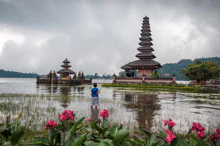 Bali, Indonesia, April 22,2010 : Scene of Pura Ulun Danu temple at Beratan lake  in Bali,Indonesia.のeditorial素材