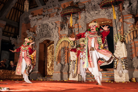 Bali, Indonesia, April 21,2010 :  Barong Dance show, the traditional balinese performance in Ubud, Bali, Indonesia. This famous play represents an fight between good and bad gods.のeditorial素材