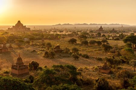 The Temples of Bagan at sunriseMyanmar.の写真素材
