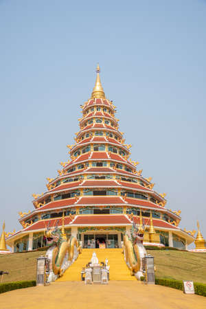 Thai-Chinese temple - wat hyua pla kang is one of the most famous attractions of Chiang Rai Province Northern Thailand.のeditorial素材