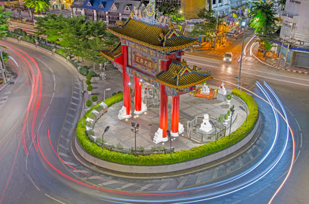 BANGKOK THAILAND - May 1 2015: Gate of Chinatown. Arch marks the beginning of famous Yaowarat Road, heart of Chinatown.のeditorial素材