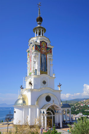 MALORICHENS'KE, UKRAINE - JUNE 09, 2013: The temple Beacon St. Nicholas of Myra in Malorechenskoye. Crimeaのeditorial素材