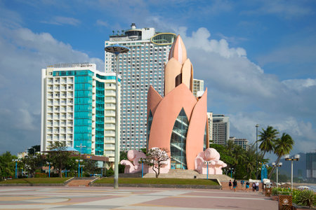 NHA TRANG, VIETNAM - DECEMBER 30, 2015: People walking through the tower of the Lotus in the Central square of Nha Trangのeditorial素材