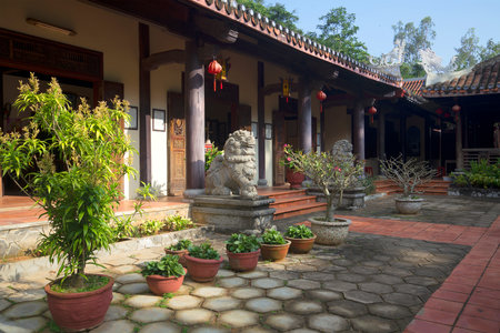 Inner courtyard of the pagoda in the Marble mountains. Da Nang, Vietnamのeditorial素材