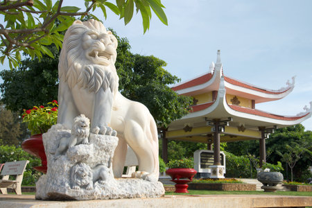 VUNG TAU, VIETNAM - DECEMBER 21, 2015: Lion sculpture at the entrance to a pantheon of Ho Chi Minhのeditorial素材