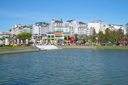DALAT, VIETNAM - DECEMBER 27, 2015: The modern city centre of Dalat, sunny dayのeditorial素材