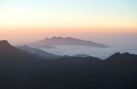 Dawn in the mountain of Ceylon. The view from Adam's peakのeditorial素材
