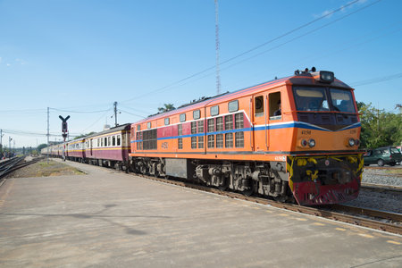 AYUTTHAYA, THAILAND - JANUARY 02, 2017: Passenger train at the platform train station. Royal Thai railwayのeditorial素材