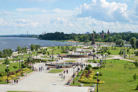 YAROSLAVL, RUSSIA - JULY 10, 2016: the Arrow of the rivers Volga and Kotorosl a Sunny day in July. Top viewのeditorial素材
