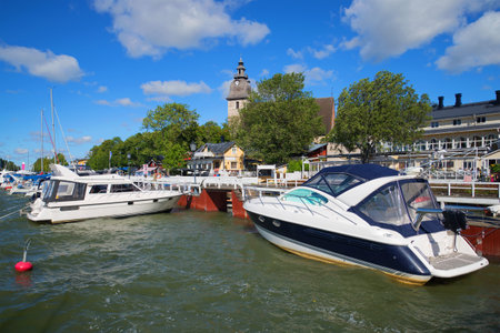 NAANTALI, FINLAND - AUGUST 27, 2016: August day in the harbor of Naantaliのeditorial素材