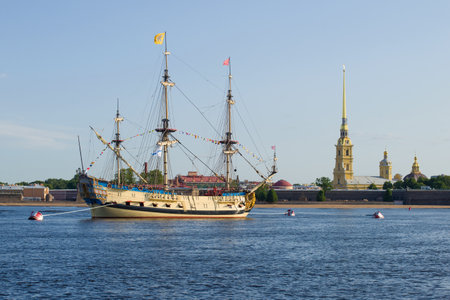 SAINT-PETERSBURG, RUSSIA - JULY 25, 2018: A copy of the old Russian battleshipのeditorial素材