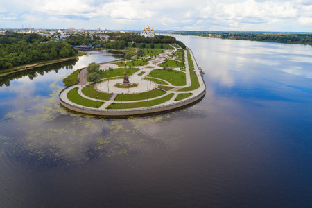 Arrow of the Volga and Kotorosl rivers on a July morning (aerial photography). Yaroslavl, Golden ring of Russiaのeditorial素材