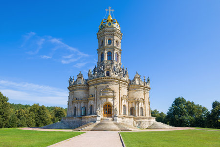 Old Znamenskaya Church close-up on a sunny August day. Podolsk, Russiaのeditorial素材