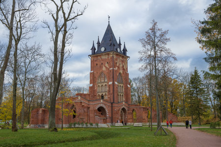 PUSHKIN, RUSSIA - OCTOBER 14, 2020: View of Chapelle Pavilion on a cloudy October day. Alexander Park of Tsarskoe Seloのeditorial素材