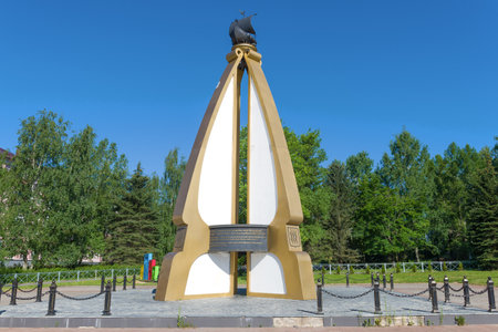 VELIKIE LUKI, RUSSIA - JULY 04, 2021: Memorial sign in honor of the first mention in the annals of the city of Velikiye Luki on a sunny dayのeditorial素材