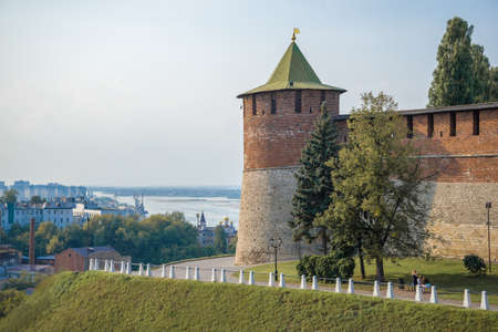 Koromyslova tower of the Nizhny Novgorod Kremlin against the backdrop of the cityscape on a August morning. Nizhny Novgorod, Russiaの写真素材
