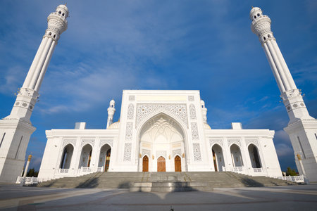 SHALI, RUSSIA - SEPTEMBER 29, 2021: At the entrance to the mosque of "Pride of Muslims" (Prophet Muhammad) in the sunny morning. Chechen Republicのeditorial素材