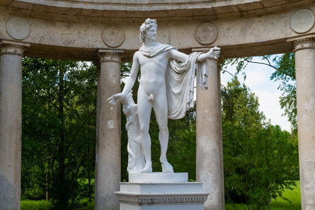 PAVLOVSK, RUSSIA - JULY 10, 2023: Sculpture of Apollo in the Pavlovsk Palace Park. Surroundings of St. Petersburgのeditorial素材