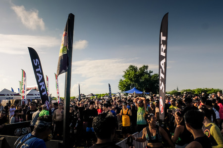 Pattaya, Chonburi. THAILAND - SEPTEMBER 9, 2017: Competitors participate in the 2017 Spartan Race obstacle racing challenge in Pattya, Spartan Race Thailand 2017 at Siam Country Club, Pattaya on September 9, 2017のeditorial素材