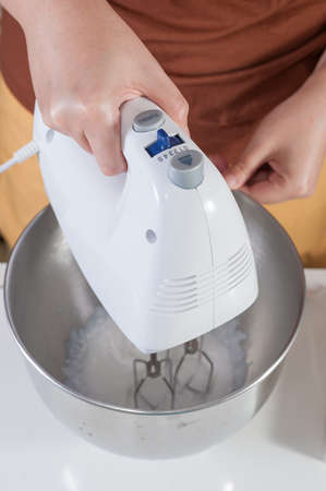 the making of blueberry cheese pieの写真素材