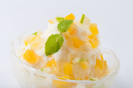 Mlik flavoured shave ice with mango jellyの写真素材