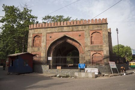 DELHI INDIA - JUN 11 : morning city scene on ajmeri gate at chawri bazar in old delhi on june, 11, 2015, india. old delhi is area of old city of Delhiのeditorial素材