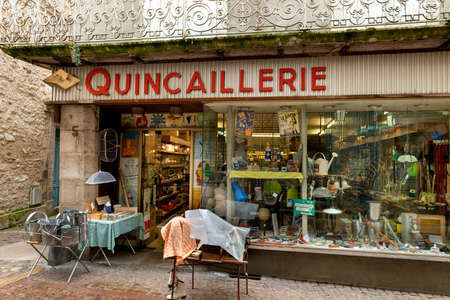 Mediveval Village in France, Villefranch de Rouergue, Classifed as Monument Historic, First twon in France to rise against the English in the 15 Cenury.のeditorial素材