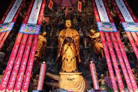 The Jade Buddha Temple, is a Buddhist temple in Shanghai. As with many modern Chinese Buddhist temples, the current temple draws from both the Pure Land and Chan traditions of Mahayana Buddhism.のeditorial素材