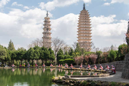February 2019. Dali, China. The Three Pagodas are located in the Chongsheng temple.のeditorial素材
