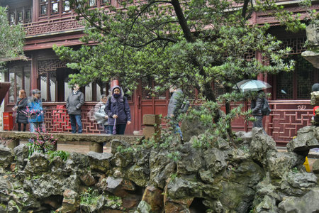 Shanghai. February 2019 .. Yuyuan Garden is a refined garden located north-east of the old city of Shanghai, which houses pavilions, ponds and enchanting views.のeditorial素材