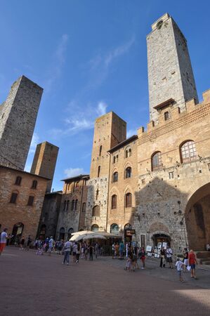 SAN GIMIGNANO, ITALY - CIRCA AUGUST 2016: View of the city of San Gimignanoのeditorial素材