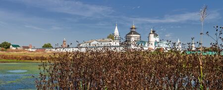 Bobrenev monastery founded in the XIV century by the blessing of the monk Sergei of Radonezh, Russia.のeditorial素材