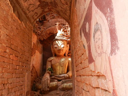 Nyaung Ohak, Inthein, Inle Lake, Myanmarのeditorial素材