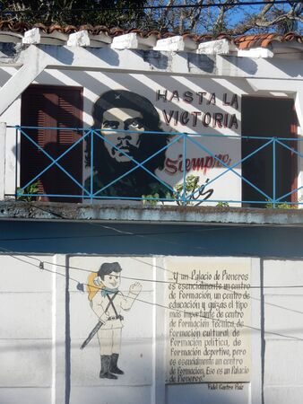 Che Guevara wall paint in Vinales, Cubaのeditorial素材