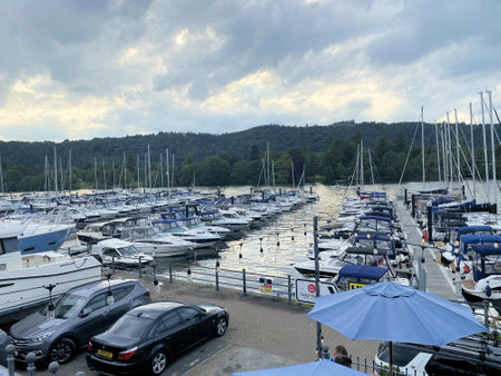 A view of Lake Windermere in the summer in the UKのeditorial素材