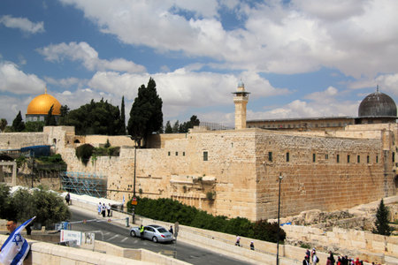 The Western Wall of the Temple Mount and the old city of Jerusalem, Israelのeditorial素材