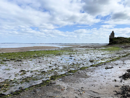 Rocky beach at low tide, with low tide, low tide.の写真素材