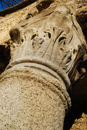 Single granite columns in Corinthian style of the cave called Tempio della Notteの写真素材