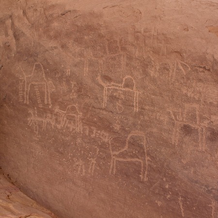 Ubari desert, Libya - May 05, 2002 : Petroglyphs in the Saharaのeditorial素材