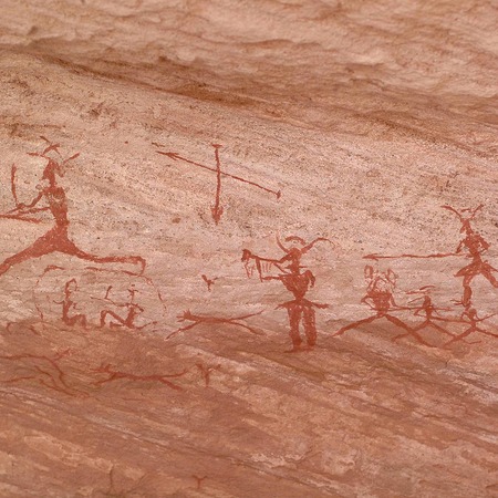 Ubari desert, Libya - May 05, 2002 : Petroglyphs in the Saharaのeditorial素材