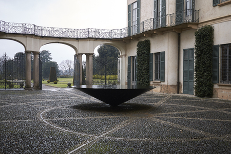 Varese, Italy - March 10, 2018 : Fountain in Villa Panza courtyardのeditorial素材