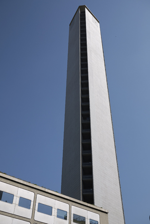 Milan, Italy - April 17, 2018 : View of the 'Pirellone' skyscraperのeditorial素材