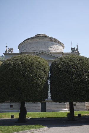 Como, Italy - April 22, 2018: View of Alessandro Volta temple (Tempio Voltiano)のeditorial素材