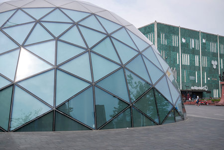 Eindhoven, Netherlands - May 16, 2018 : Shop in 18  Septemberplein のeditorial素材