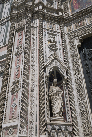 Firenze, Italy - June 21, 2018 : Detail of Florence Cathedral (Cattedrale di Santa Maria del Fiore)のeditorial素材