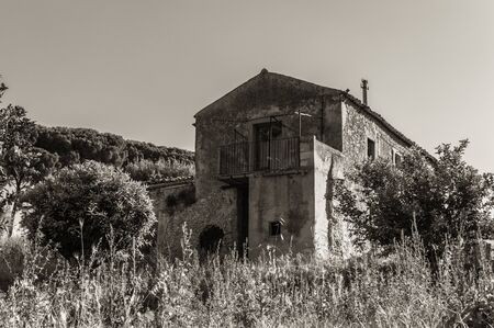 Beautiful Scenery with an Abandoned Old Country House, Caltanissetta, Sicily, Italy, Europeの写真素材