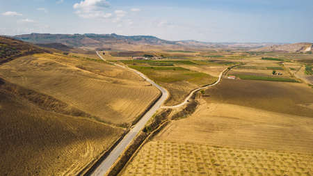 Sicilian Landscape Near Mazzarino, Caltanissetta, Sicily, Italy, Europeの写真素材