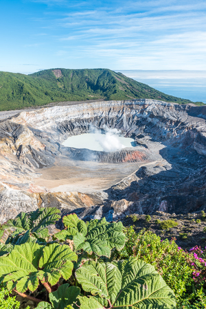Vulcano Poas in Costa Ricaの写真素材