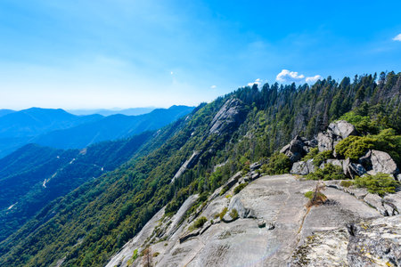 View from the Moro Rock - Hiking in Sequoia National Park, California, USAの写真素材