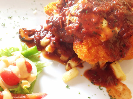 Butter Fried Chicken with Butter Sauce  French Friesの素材